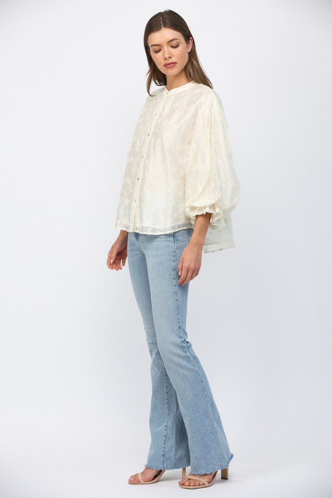Embroidered Puff Sleeve Blouse